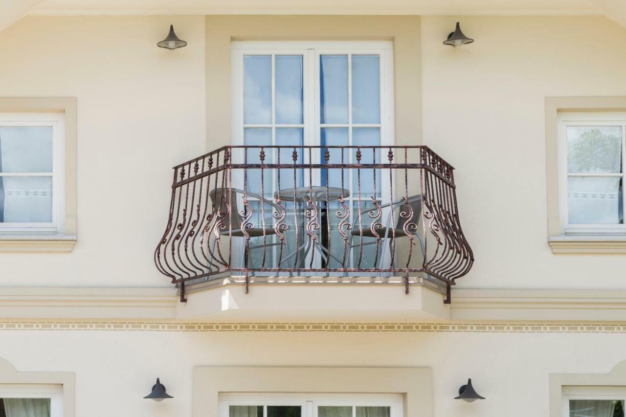 Guesthouse & Apartments Pri Stani Zerovnica ภายนอก รูปภาพ