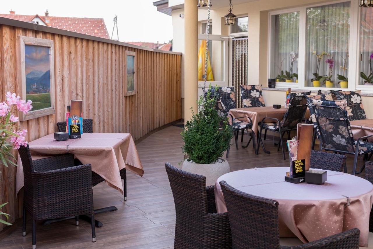Guesthouse & Apartments Pri Stani Zerovnica ภายนอก รูปภาพ